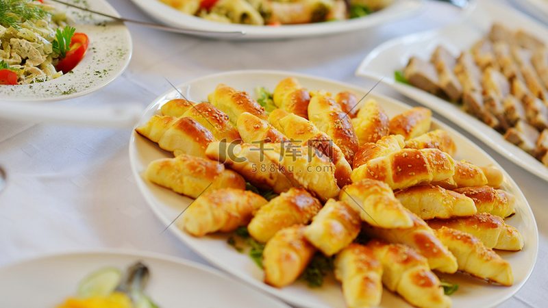 食品代工厂报价的全面解析：你不得不知的五大要素**